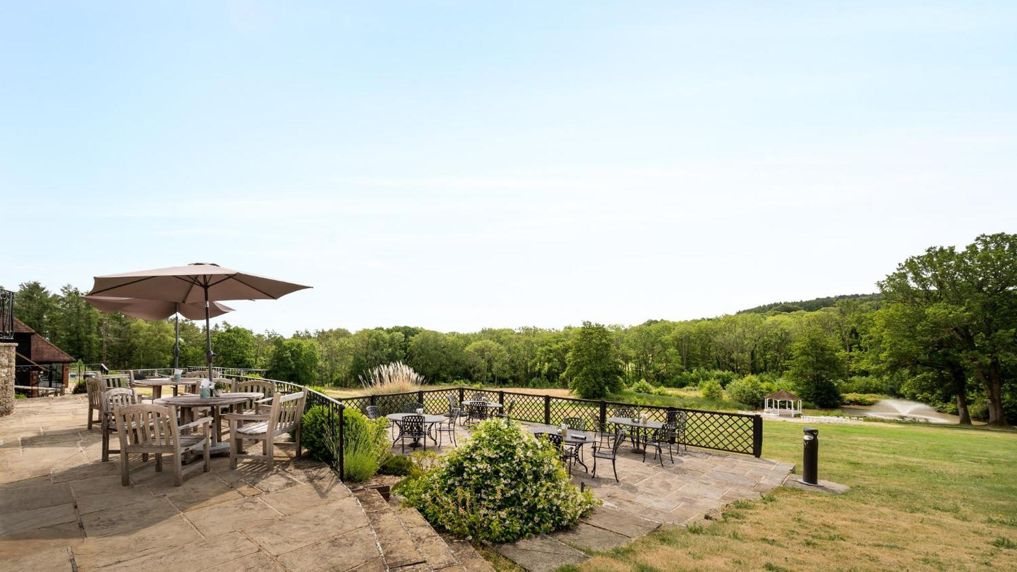 Voco Lythe Hill Hotel & Spa By Ihg Haslemere Dış mekan fotoğraf