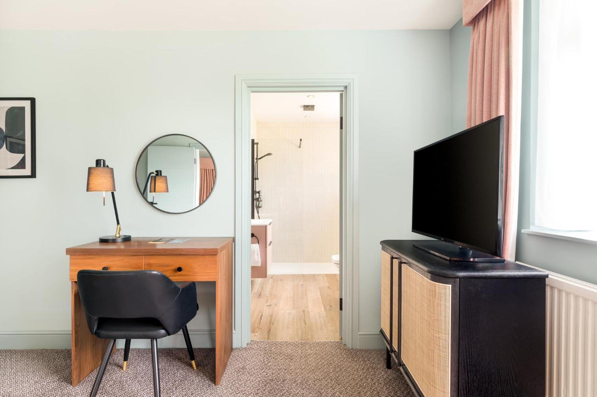 Voco Lythe Hill Hotel & Spa By Ihg Haslemere Dış mekan fotoğraf